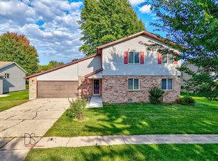 2385 Chestnut Ln, Morris, IL 60450