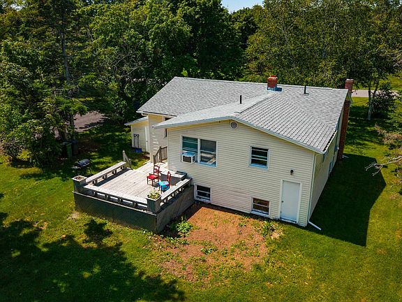 4th image of 36 Bonavista Dr