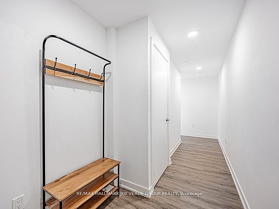 3rd image of 1 Cardiff Rd #411