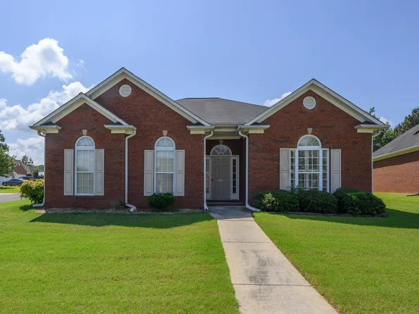 225 Ashford Dr, Gardendale, AL 35071