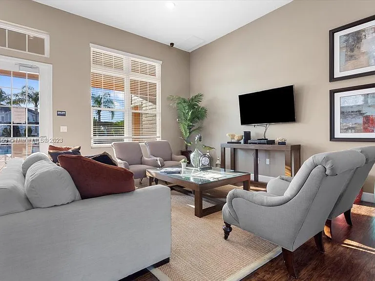8967 Shine Dr — Photo 26