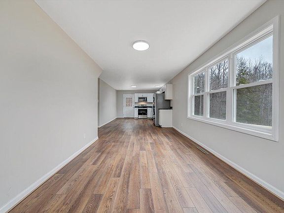 4th image of 4160 Prillaman Switch Rd