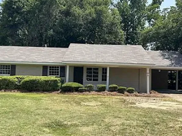 2510 Churchill Dr, Montgomery, AL 36111