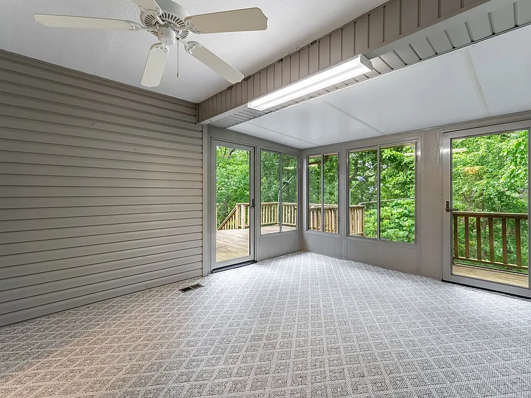 5 Ellesmere Ln — Photo 23