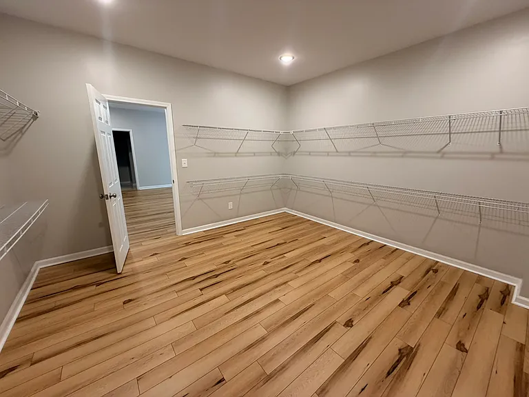 4536 Stone Mountain Dr — Photo 9