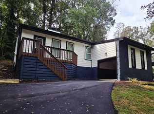 3557 Meadow Ln, Gainesville, GA 30506