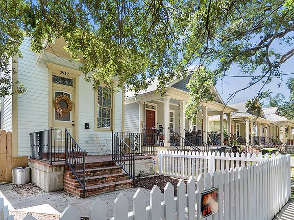 2nd image of 3912 Bienville St