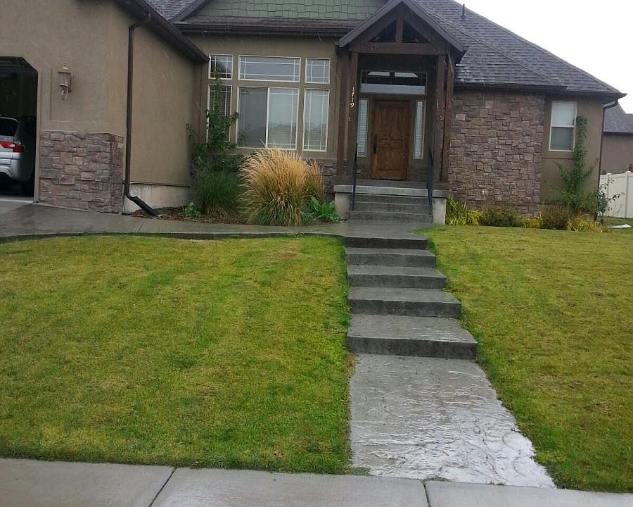 1st image of 1719 N Lyndi Ln