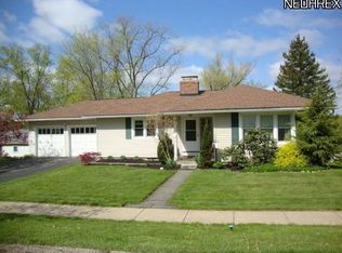 112 Ferris Ave, Chardon, OH 44024