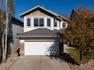 6116 8th Ave SW, Edmonton, AB T6X0G3