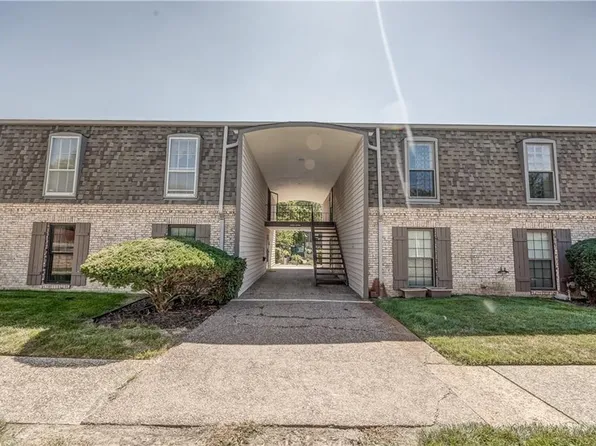 5129 W 75th St, Prairie Village, KS 66208