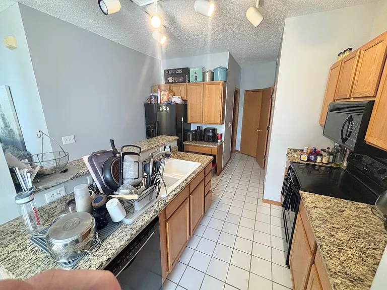 14063 Plymouth Ave — Photo 16
