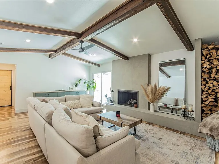 5702 Whitebrook Dr — Photo 4