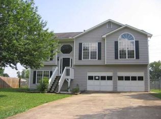 2883 Bottlebrush Dr, Lithia Springs, GA 30122