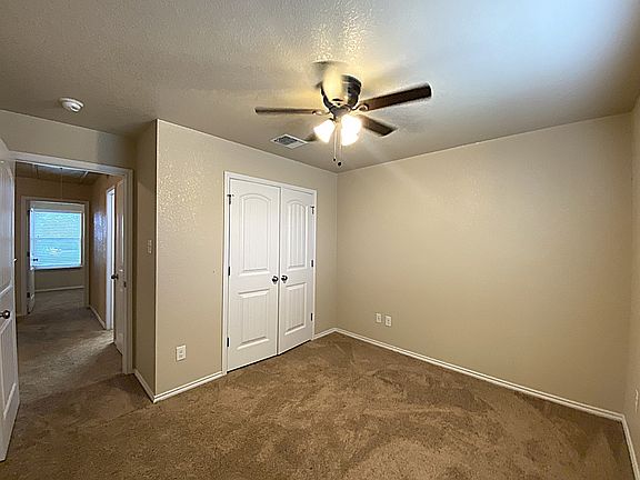4th image of 941 Brookview Dr #A