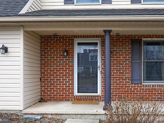 2nd image of 65 Sunrise Ln