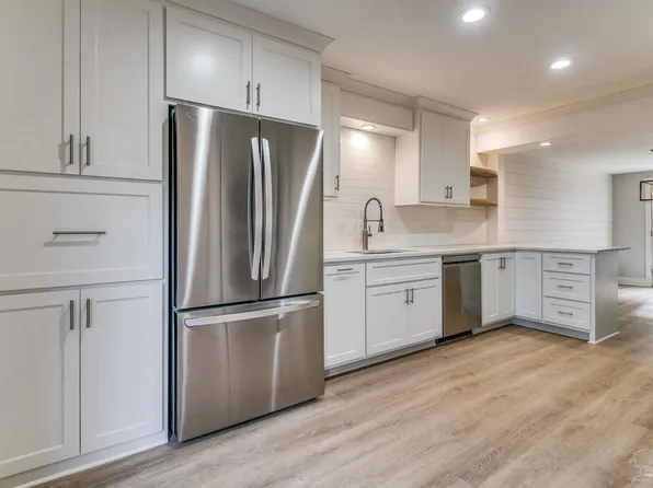 4713 Huron Dr, Pensacola, FL 32507