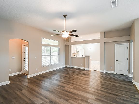 4th image of 9461 Maidstone Mill Dr E