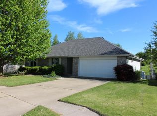 1430 E Logan St, Republic, MO 65738