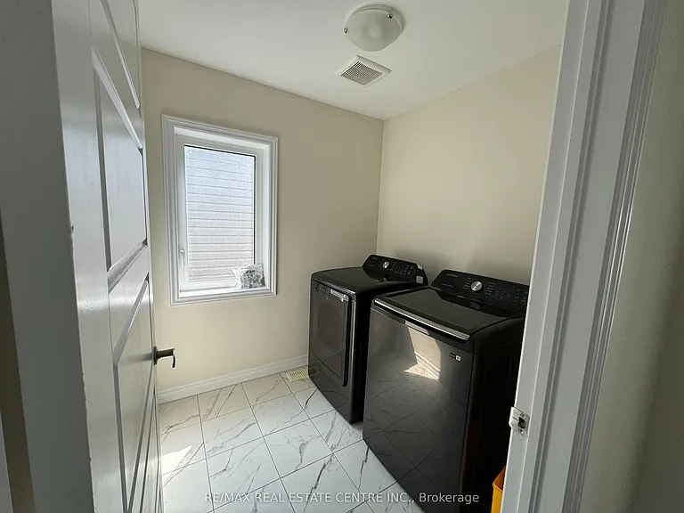 89 Blacksmith Dr — Photo 28