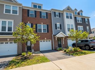 9911 Whitemoss Dr, Manassas, VA 20109