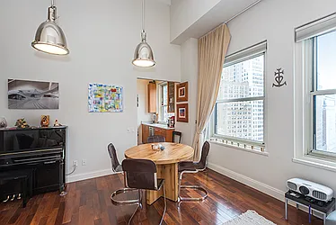 Rented by R New York