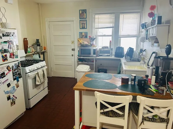(undisclosed Address), Somerville, MA 02143