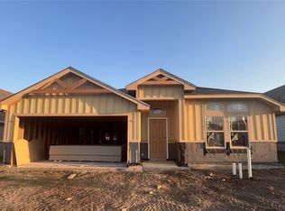 407 Rose Ave, Cleburne, TX 76033