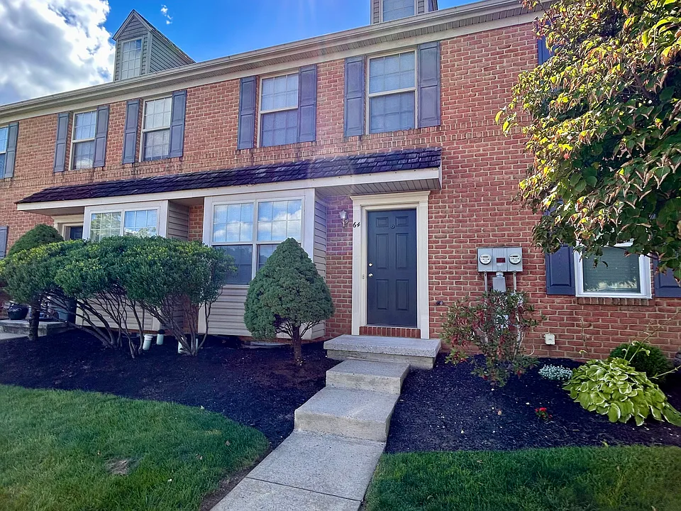 64 Tia Cir