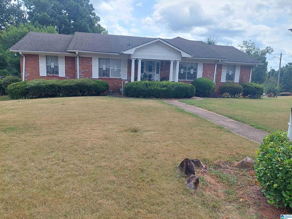 2nd image of 7245 Pine Tree Ln
