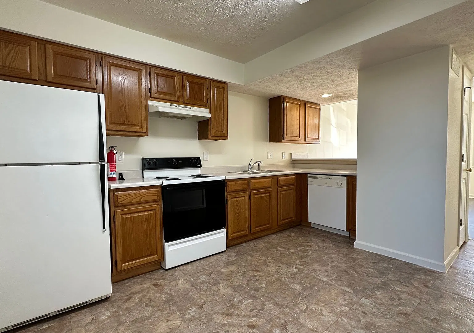 3 Bed 2.5 Bath Home, December 2026!! — Photo 4