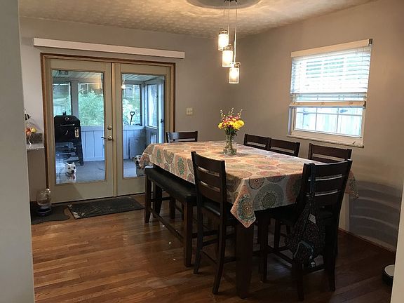 3rd image of 1107 Scenic Dr