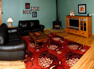 11015 SW Byrom Ter, Tualatin, OR 97062