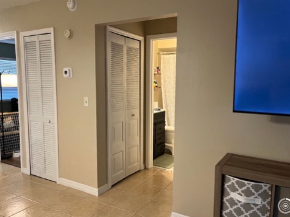 1st image of 3117 Sir Hamilton Cir