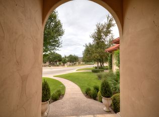 208 Pristine Ln, Georgetown, TX 78633