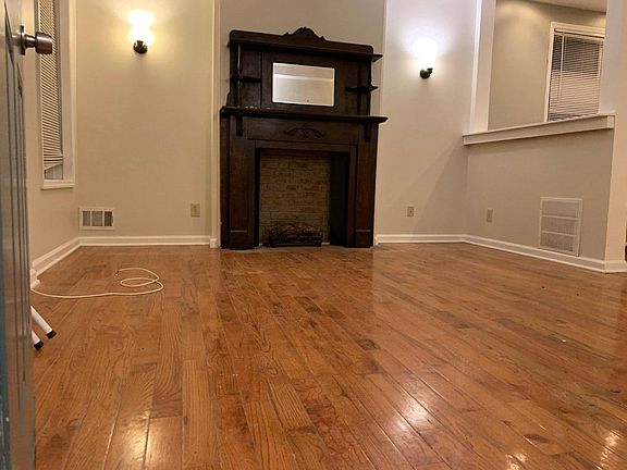 3rd image of 32 Park Ave #1