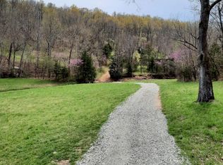 1000 Rocking Chair Ln, Valley Springs, AR 72682