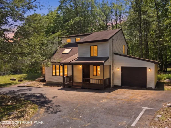 107 Morris Pl, Bushkill, PA 18324
