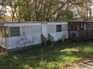 2664 Shields Ferry Rd, Morristown, TN 37814