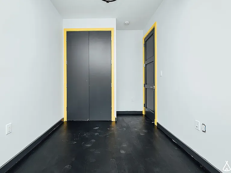 1294 Park Pl #3D — Photo 5