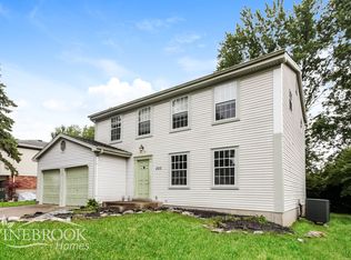 223 Halidonhill Ln, Cincinnati, OH 45238