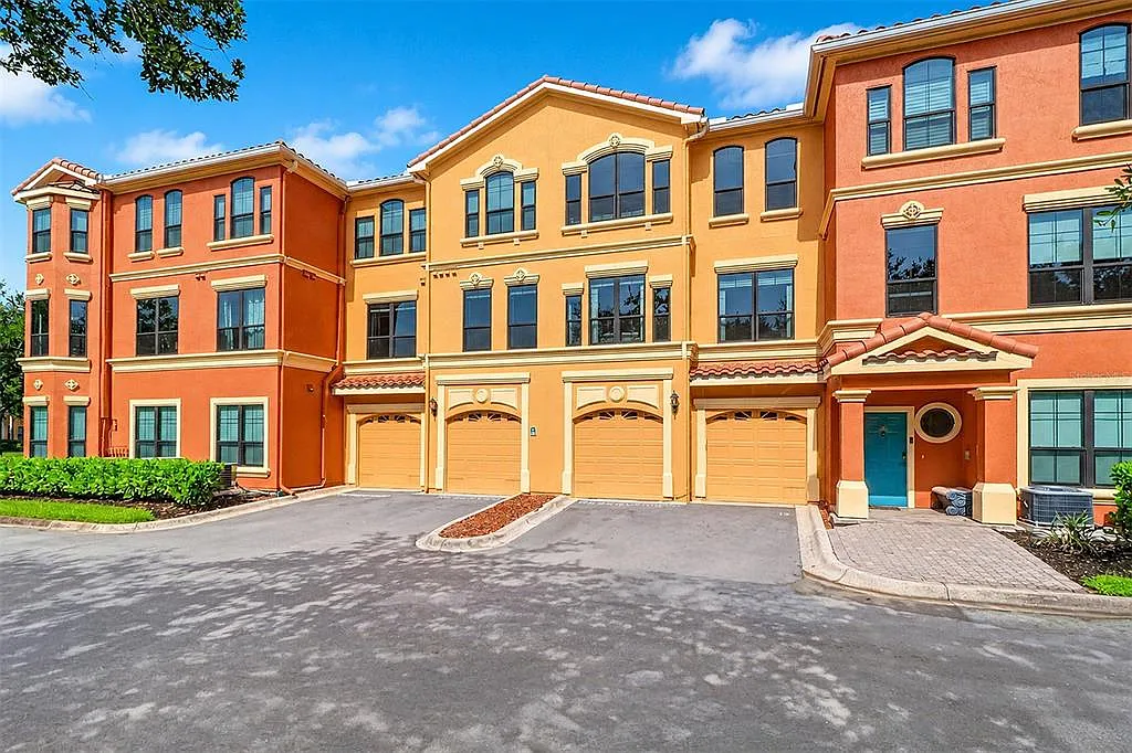 2 bed, 2.0 bath, 1198 sqft, $2,750 — Photo 2