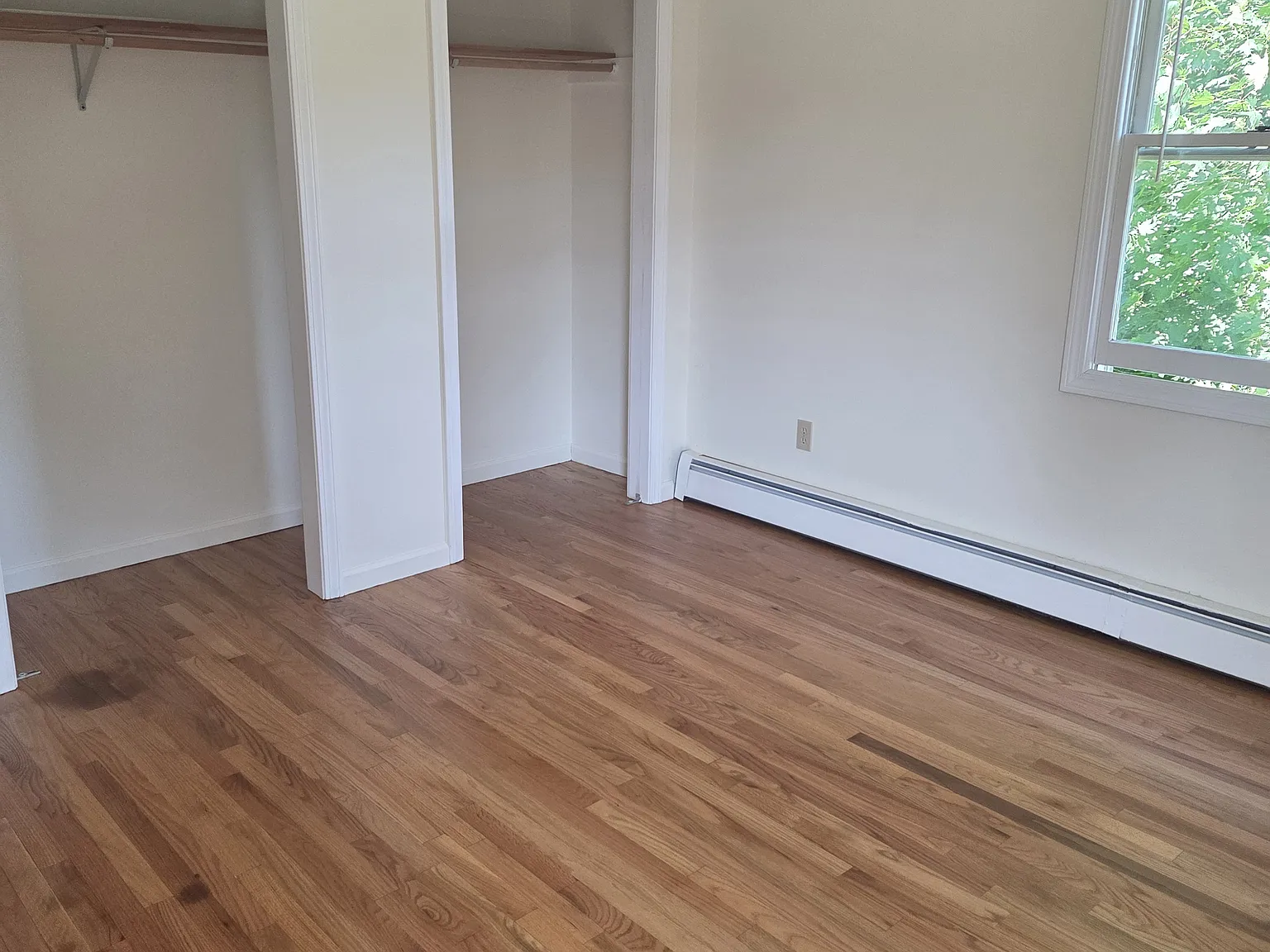 2 bed, 1100 sqft, $1,400 — Photo 4