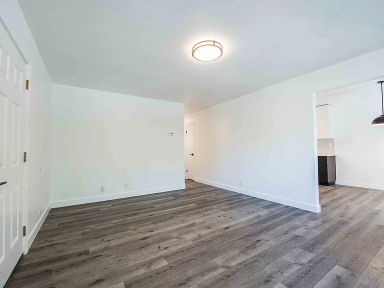 128 E Reed St #3 — Photo 2