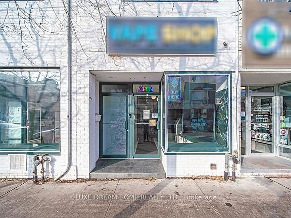 2nd image of 842 Dundas St W