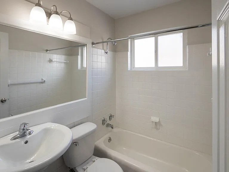 Colonial Ridge — Photo 123