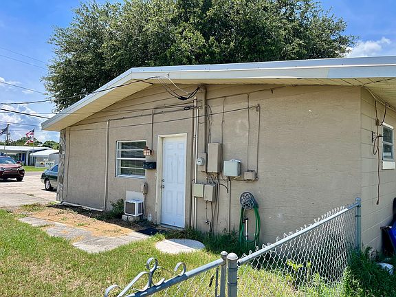 2nd image of 1565 S Lake Shipp Dr Unit 2