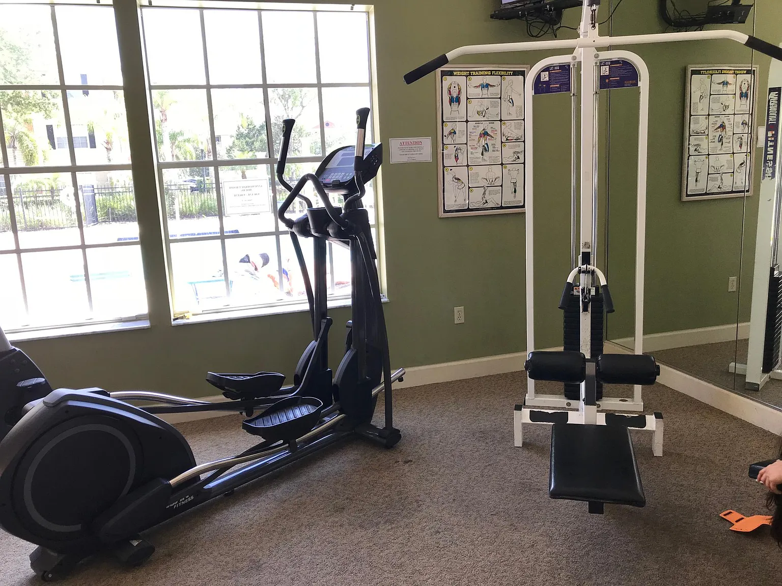 2 bed, 975 sqft, $2,000 — Photo 1