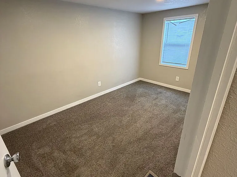 2705 Rex Anne Way — Photo 6
