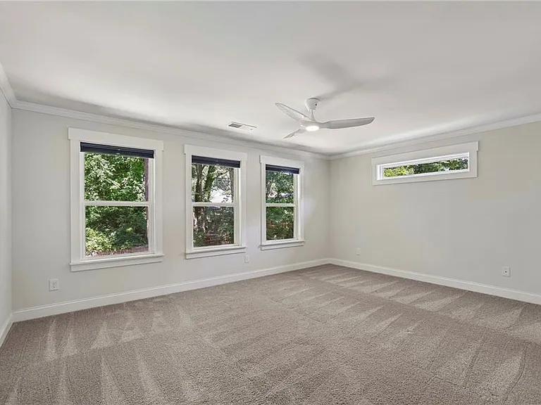 875 Beryl St SW — Photo 16